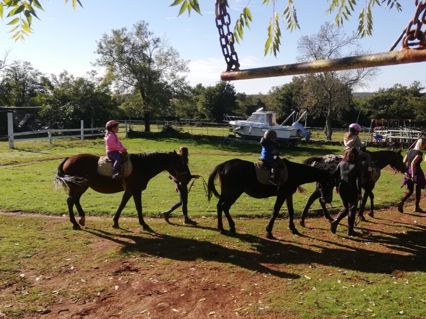 Dječji tjedan u Zečićima